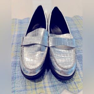 Old Navy silver chunky heel loafer